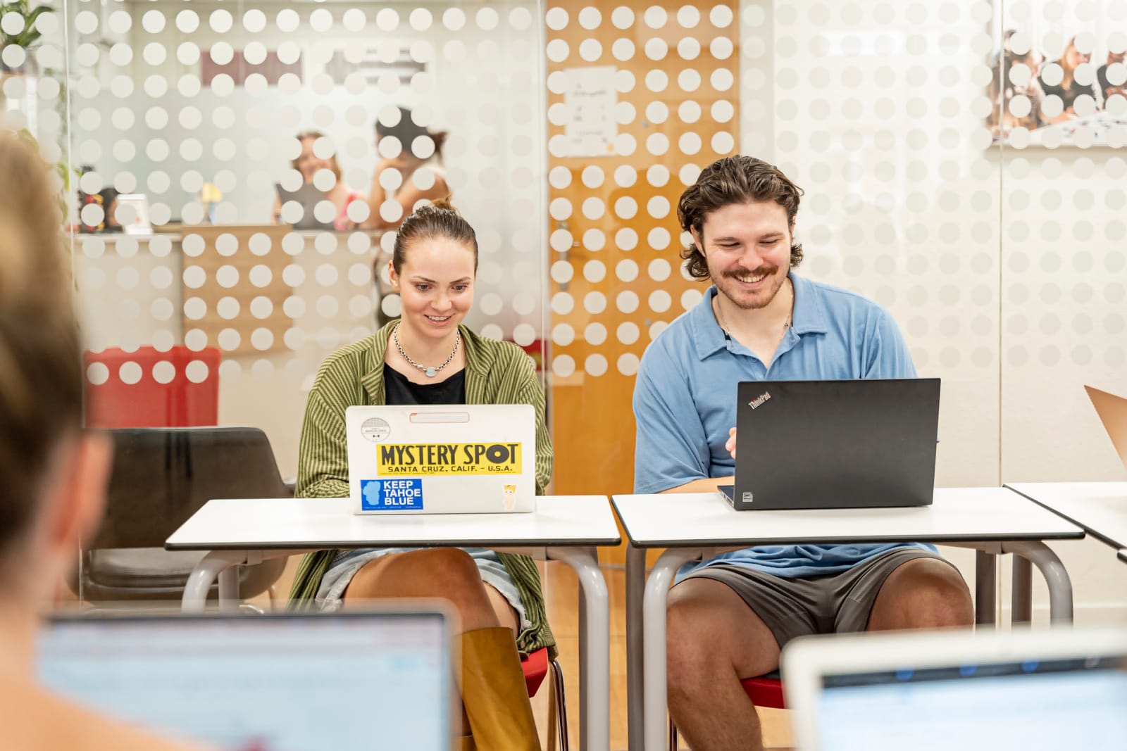 Étudiants d'espagnol en classe